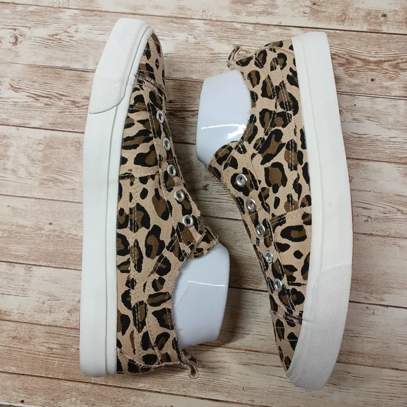 Corky's Cheetah Leopard Print Chuck Taylor Style Boutique Sneaker Shoes Size 10 - Picture 7 of 11